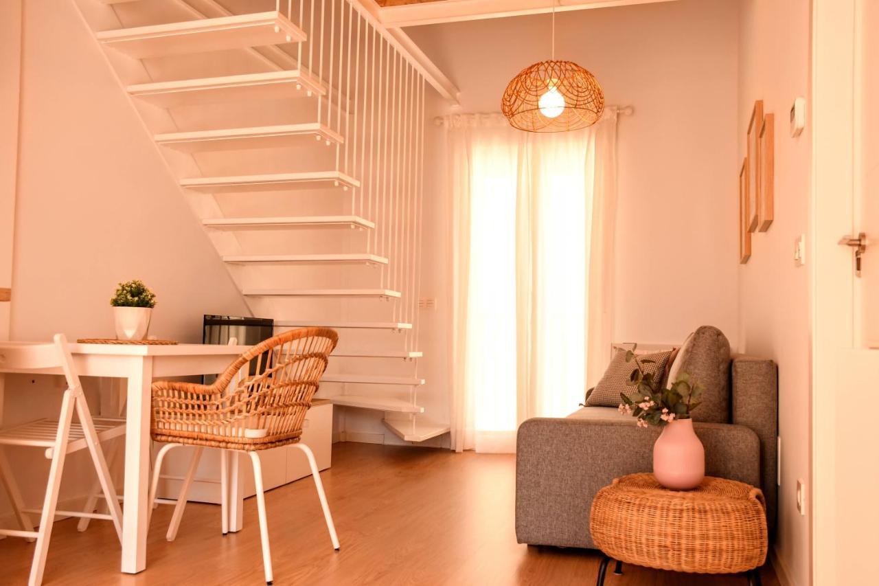Arco Da Vella Apartamentos ビラノーバ・デ・アロウサ エクステリア 写真