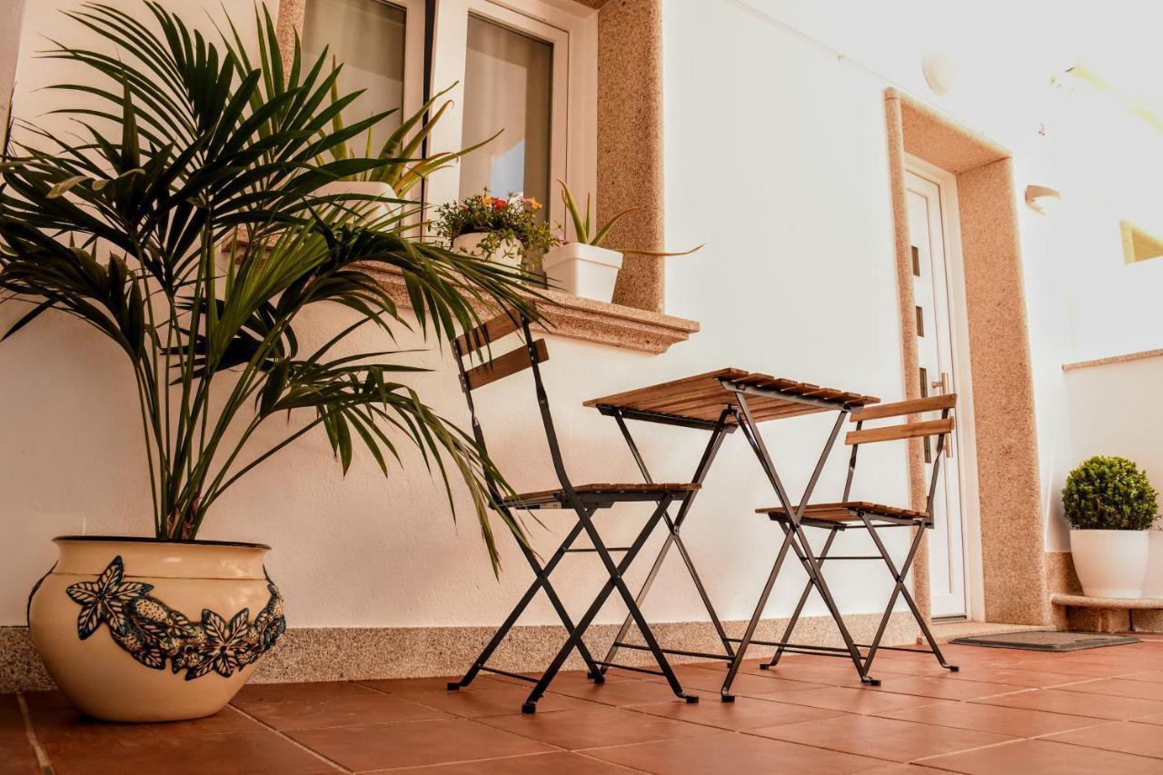Arco Da Vella Apartamentos ビラノーバ・デ・アロウサ エクステリア 写真
